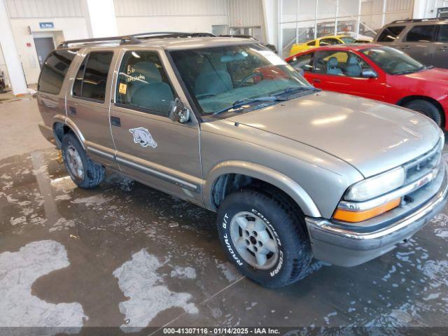  Salvage Chevrolet Blazer