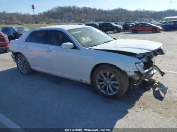  Salvage Chrysler 300