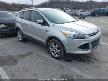  Salvage Ford Escape