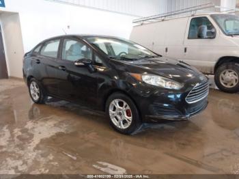  Salvage Ford Fiesta