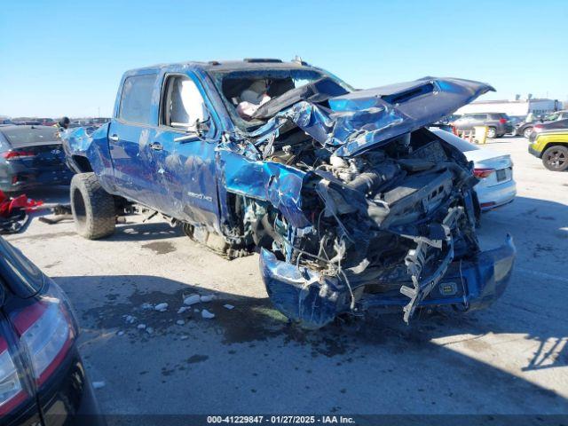  Salvage Chevrolet Silverado 2500