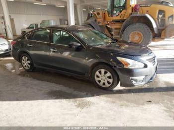  Salvage Nissan Altima