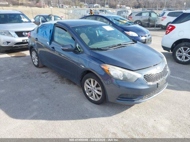  Salvage Kia Forte