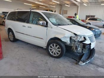  Salvage Chrysler Town & Country