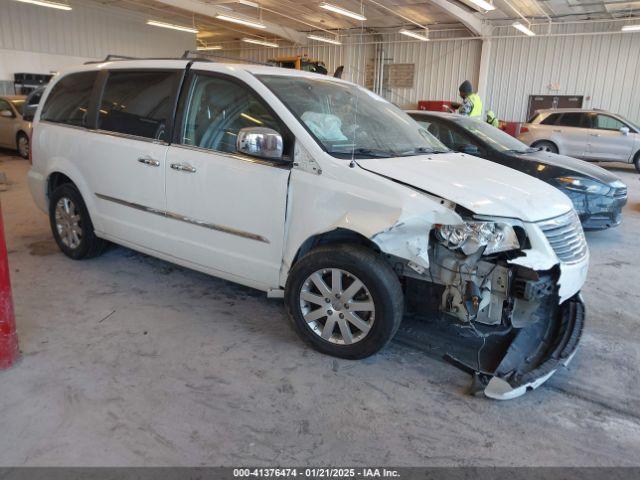  Salvage Chrysler Town & Country