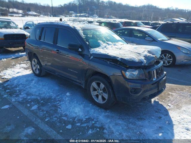  Salvage Jeep Compass