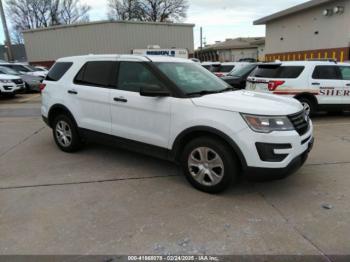  Salvage Ford Explorer