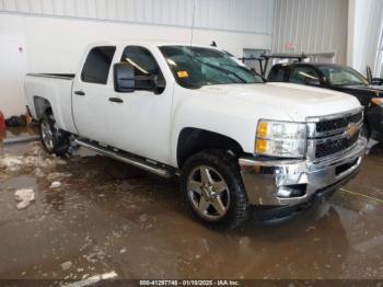  Salvage Chevrolet Silverado 2500