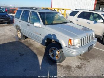  Salvage Jeep Grand Cherokee