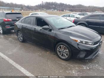  Salvage Kia Forte