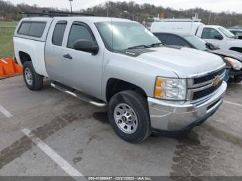  Salvage Chevrolet Silverado 2500