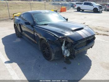  Salvage Ford Mustang