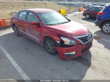  Salvage Nissan Altima