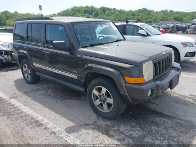  Salvage Jeep Commander