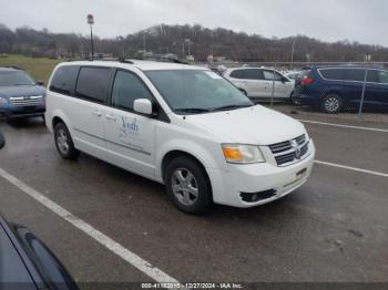  Salvage Dodge Grand Caravan
