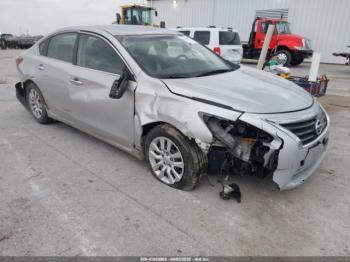  Salvage Nissan Altima