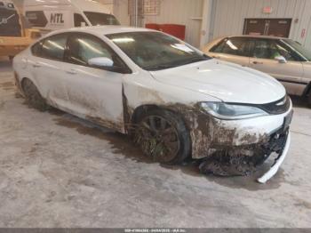  Salvage Chrysler 200