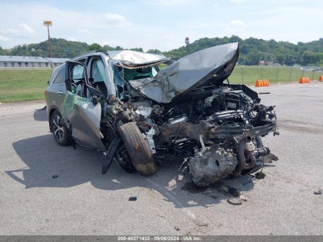  Salvage Kia Sorento
