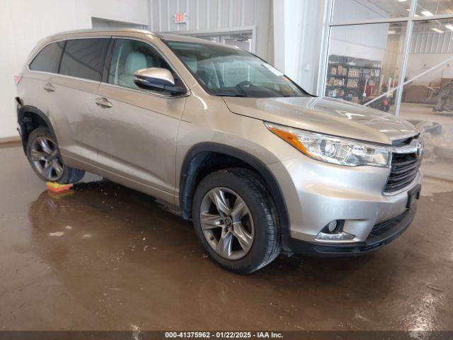 Salvage Toyota Highlander