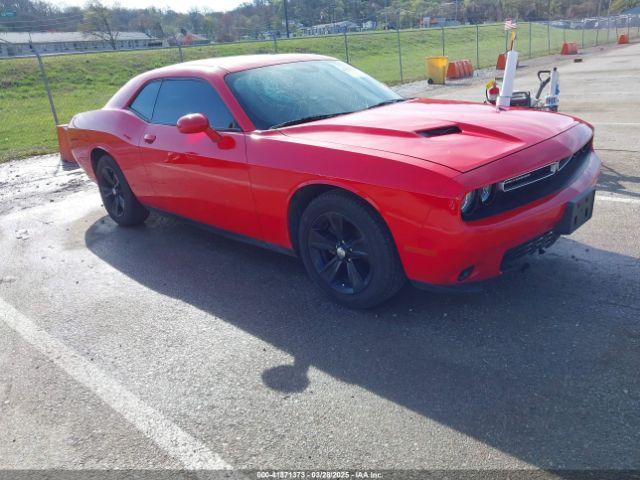  Salvage Dodge Challenger