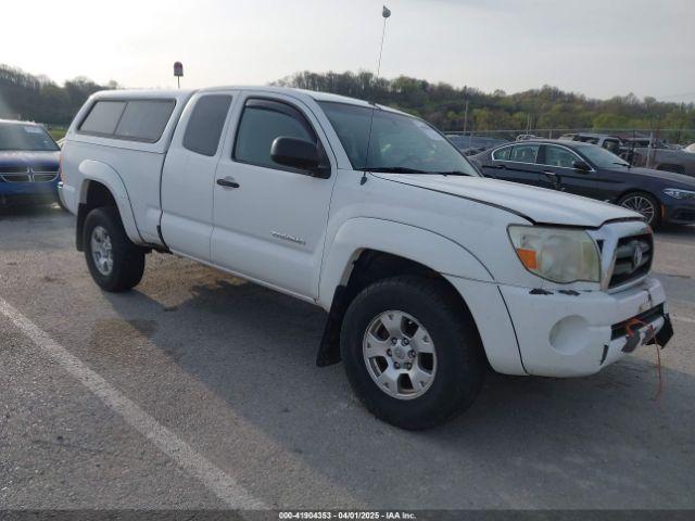  Salvage Toyota Tacoma