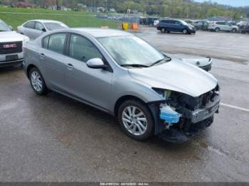  Salvage Mazda Mazda3