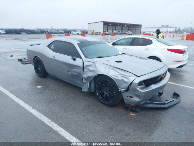 Salvage Dodge Challenger