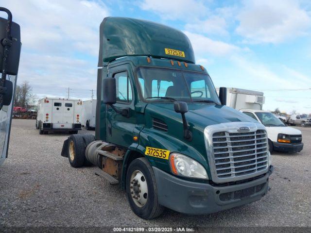 Salvage Freightliner Cascadia 113