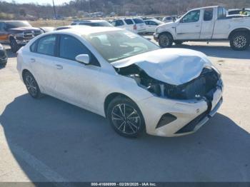  Salvage Kia Forte