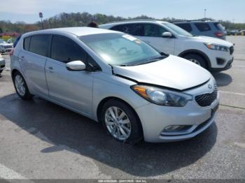  Salvage Kia Forte