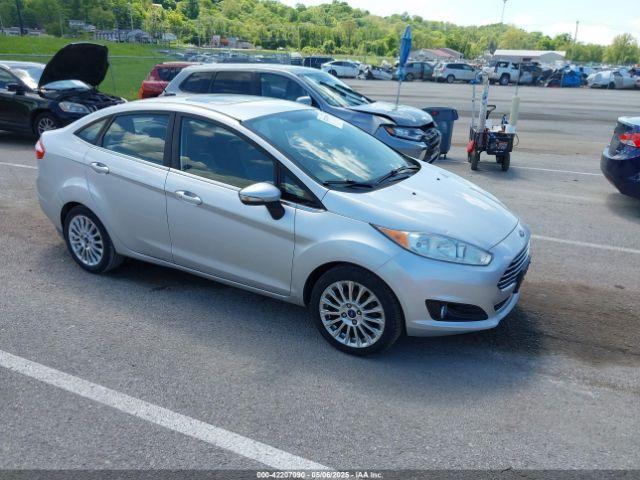  Salvage Ford Fiesta