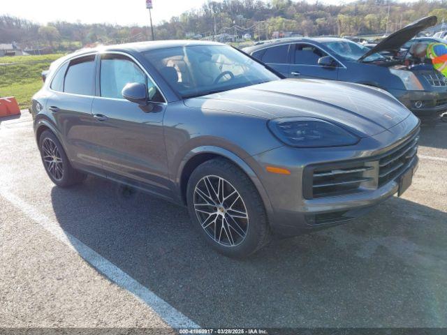  Salvage Porsche Cayenne