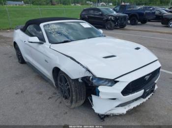  Salvage Ford Mustang