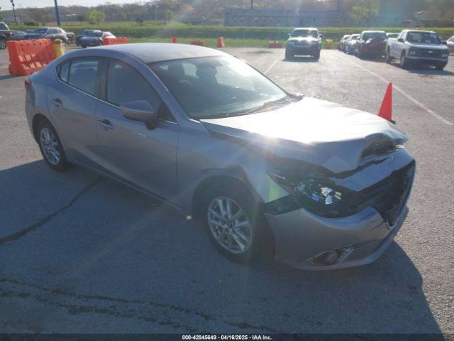  Salvage Mazda Mazda3