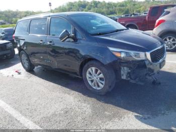  Salvage Kia Sedona