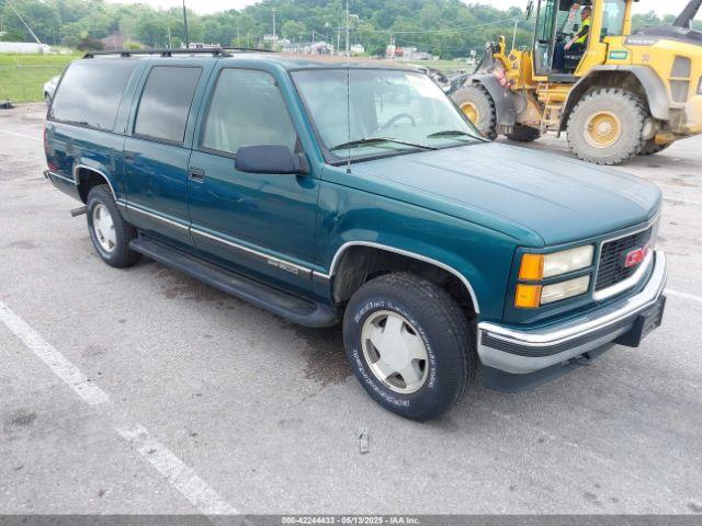  Salvage GMC Suburban