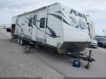  Salvage Palomino Puma Travel Trailer