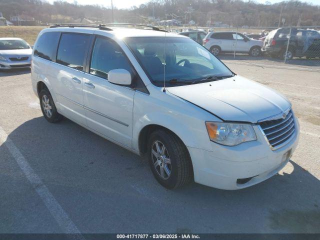  Salvage Chrysler Town & Country