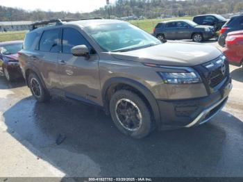  Salvage Nissan Pathfinder