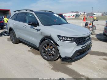  Salvage Kia Sorento