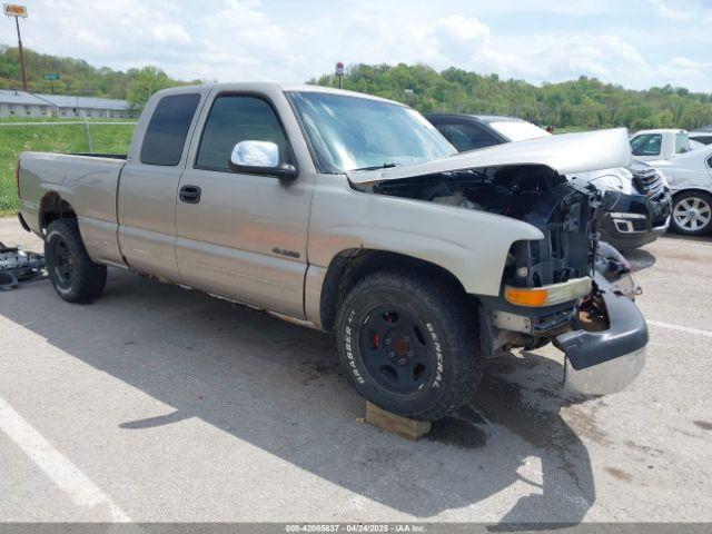  Salvage Chevrolet Silverado 1500