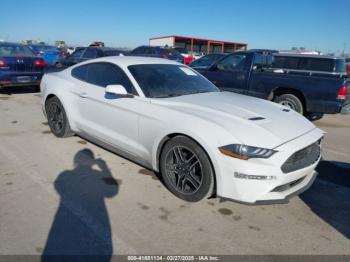  Salvage Ford Mustang