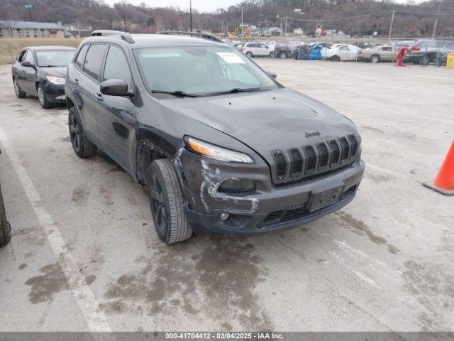  Salvage Jeep Cherokee