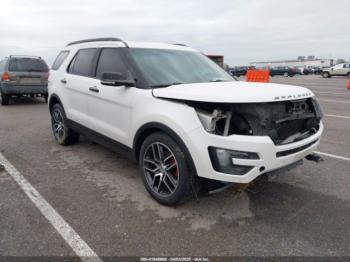  Salvage Ford Explorer