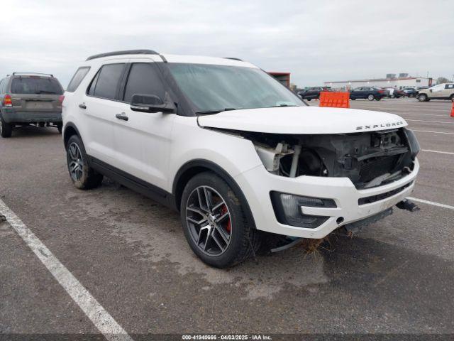  Salvage Ford Explorer