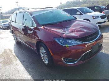  Salvage Chrysler Pacifica
