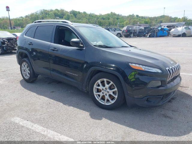  Salvage Jeep Cherokee