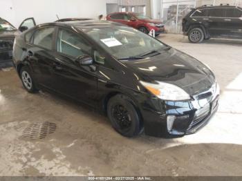  Salvage Toyota Prius