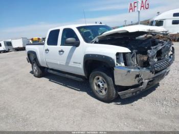  Salvage Chevrolet Silverado 2500