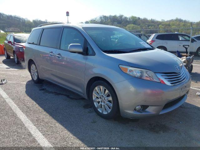  Salvage Toyota Sienna